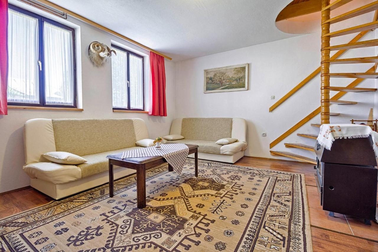 Milan In Rastovaca Villa Bagian luar foto