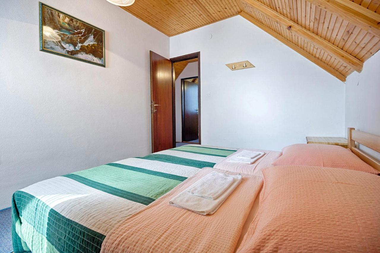 Milan In Rastovaca Villa Bagian luar foto